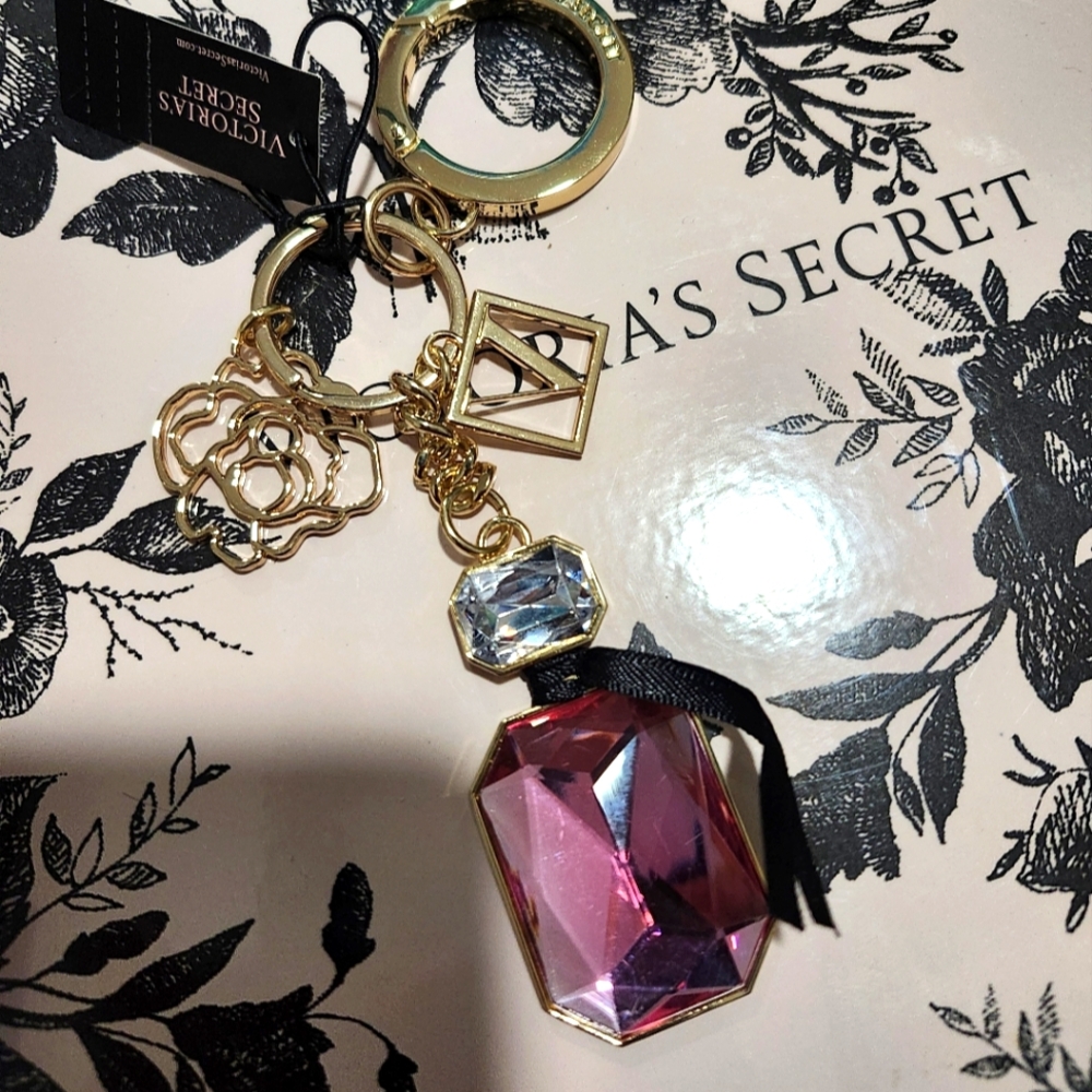 Victoria Secret Bombshell Keychain New